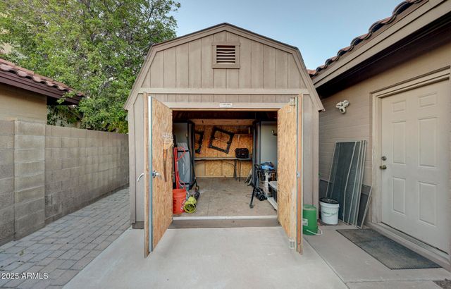 938 E KNIGHT Lane, Tempe, AZ 85284