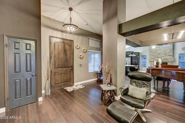 938 E KNIGHT Lane, Tempe, AZ 85284