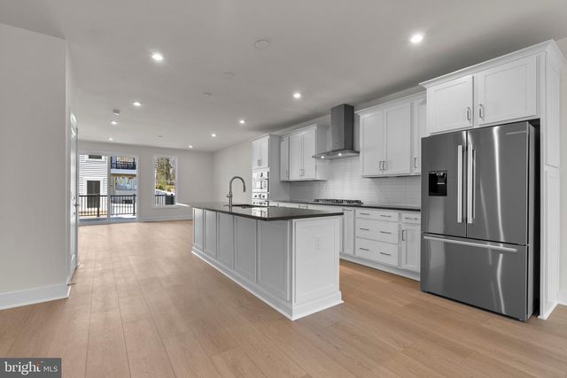 44510 LOWESTOFT SQ, Ashburn, VA 20147