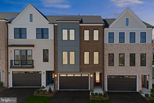 44510 LOWESTOFT SQ, Ashburn, VA 20147