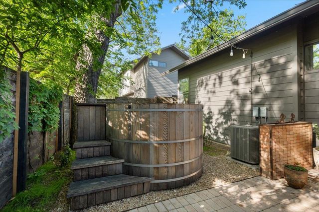 2500 E 3rd ST B, Austin, TX 78702