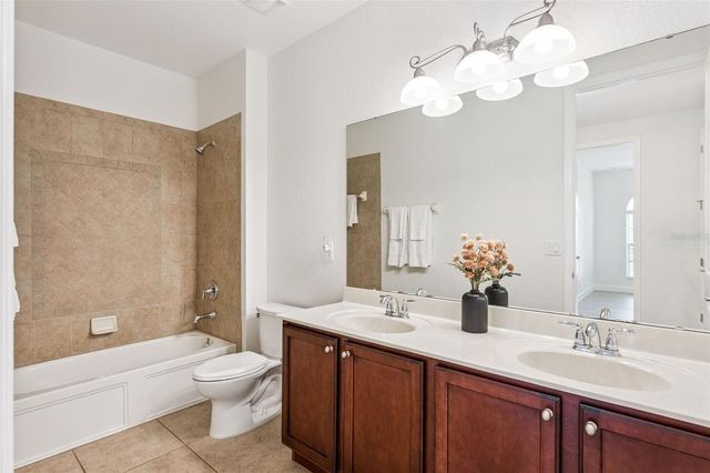 8888 DELLA SCALA CIRCLE, Orlando, FL 32836