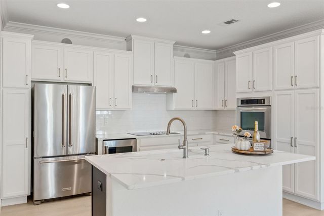 8888 DELLA SCALA CIRCLE, Orlando, FL 32836