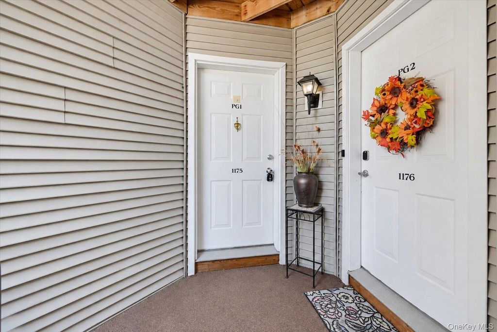 1175 Washington Green, New Windsor, NY 12553 — exterior