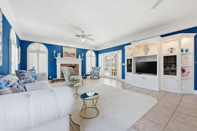 12886 La Rochelle Circle, Palm Beach Gardens, FL 33410