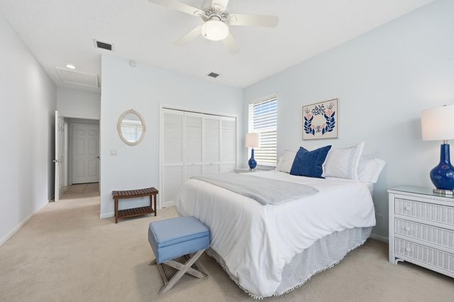 12886 La Rochelle Circle, Palm Beach Gardens, FL 33410