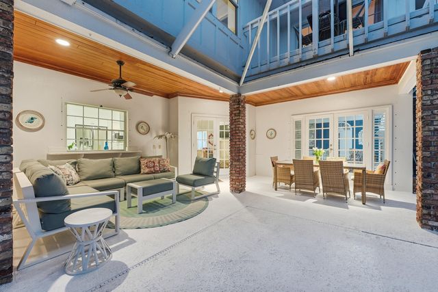 12886 La Rochelle Circle, Palm Beach Gardens, FL 33410