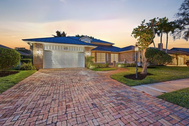 12886 La Rochelle Circle, Palm Beach Gardens, FL 33410