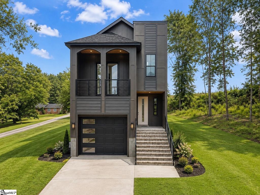 1010 Highland Road, Easley, SC 29640