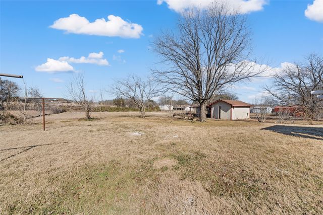 3270 Spring Valley Road, Lorena, TX 76655