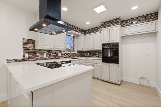 3270 Spring Valley Road, Lorena, TX 76655