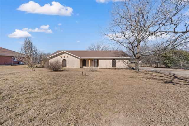 3270 Spring Valley Road, Lorena, TX 76655