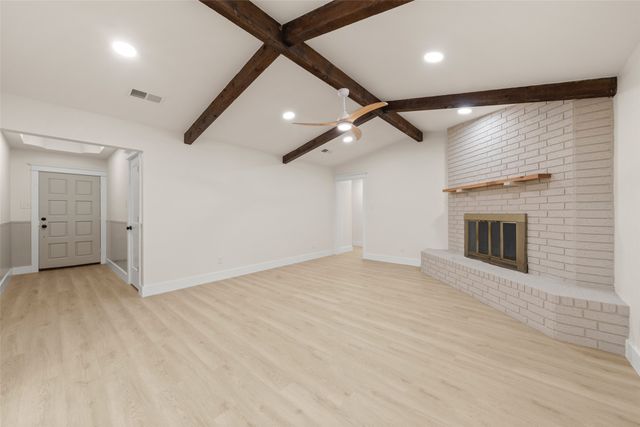 3270 Spring Valley Road, Lorena, TX 76655