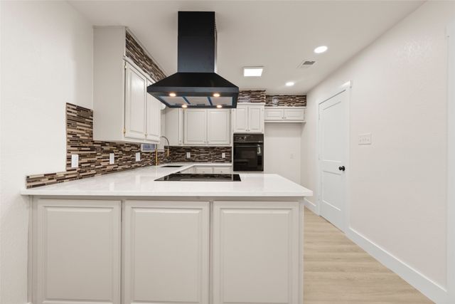 3270 Spring Valley Road, Lorena, TX 76655