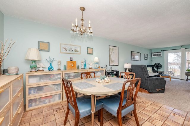 467 High St Unit 11, Hampton, NH 03842