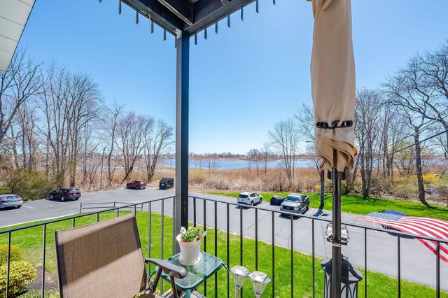 467 High St Unit 11, Hampton, NH 03842