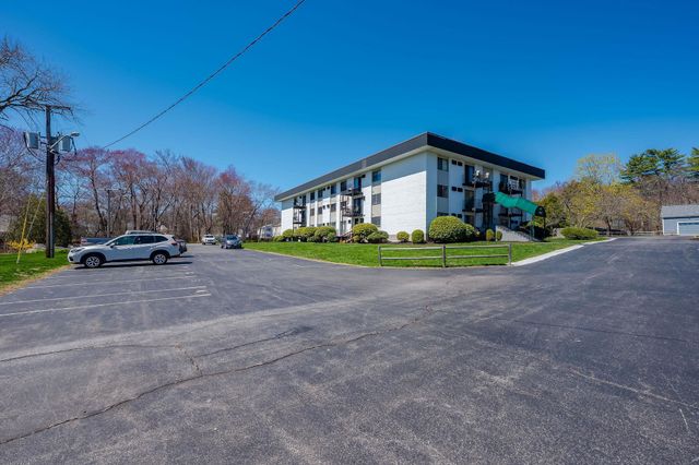 467 High St Unit 11, Hampton, NH 03842