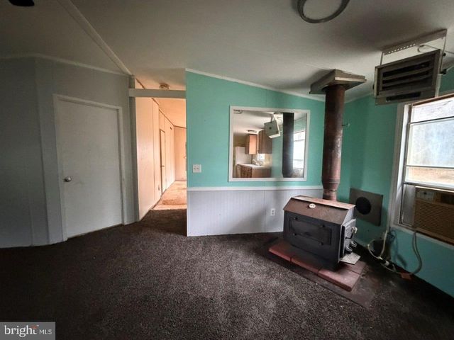 32792 W POST OFFICE RD, Princess Anne, MD 21853