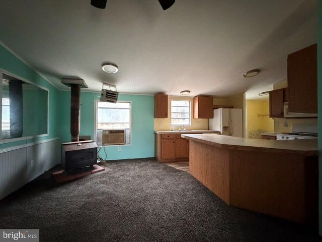 32792 W POST OFFICE RD, Princess Anne, MD 21853