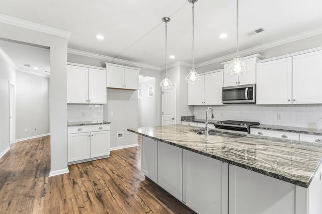2115 Kemmerlin Street, Johns Island, SC 29455