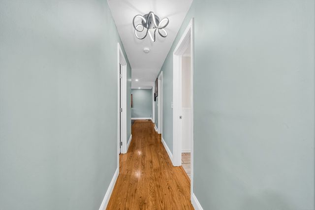 20 Greenlawn Ave, Dracut, MA 01826