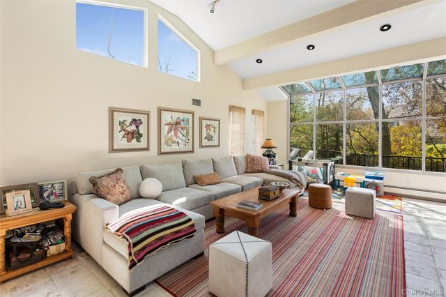 1360 Boxwood Drive W, Hewlett Harbor, NY 11557