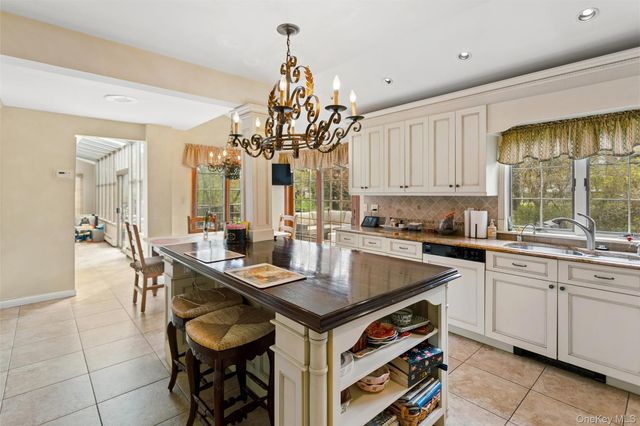 1360 Boxwood Drive W, Hewlett Harbor, NY 11557