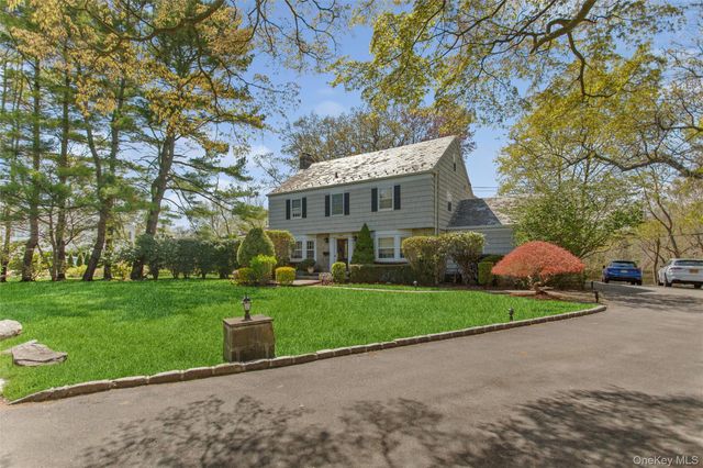 1360 Boxwood Drive W, Hewlett Harbor, NY 11557