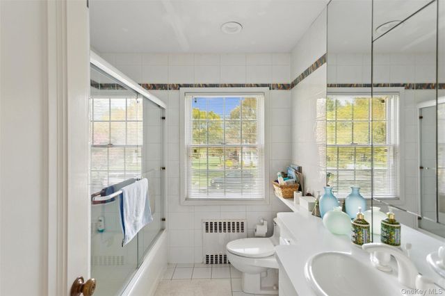 1360 Boxwood Drive W, Hewlett Harbor, NY 11557