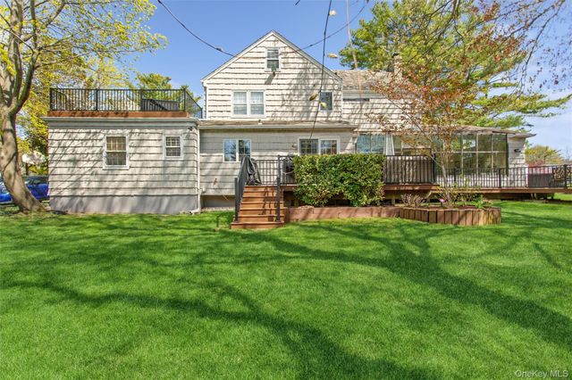 1360 Boxwood Drive W, Hewlett Harbor, NY 11557