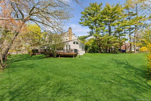 1360 Boxwood Drive W, Hewlett Harbor, NY 11557