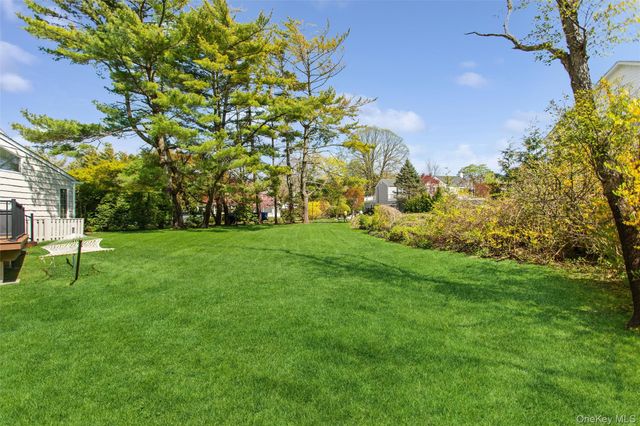 1360 Boxwood Drive W, Hewlett Harbor, NY 11557