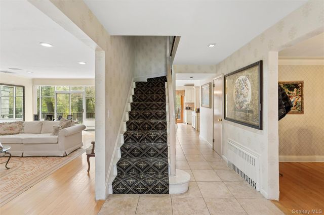1360 Boxwood Drive W, Hewlett Harbor, NY 11557