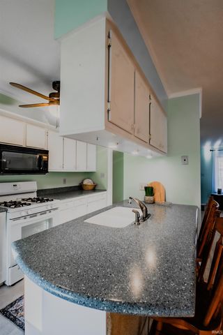 844 S Hickory Drive, Bloomington, IN 47403