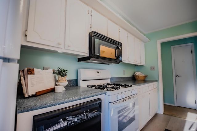 844 S Hickory Drive, Bloomington, IN 47403