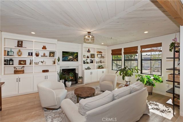 2275 Quartz, Riverside, CA 92507