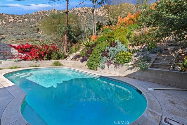 2275 Quartz, Riverside, CA 92507