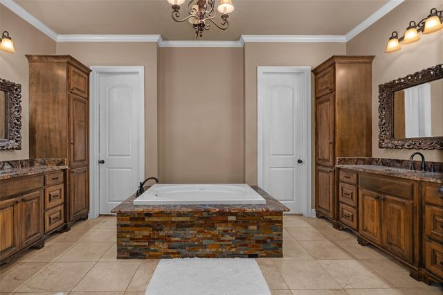 107 Colonel Burt Drive, Benton, LA 71006