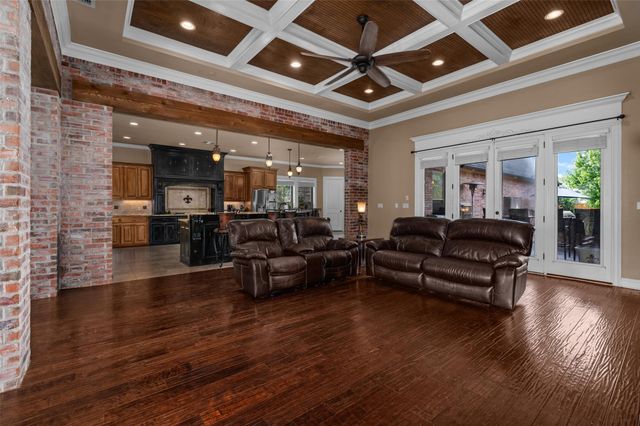 107 Colonel Burt Drive, Benton, LA 71006