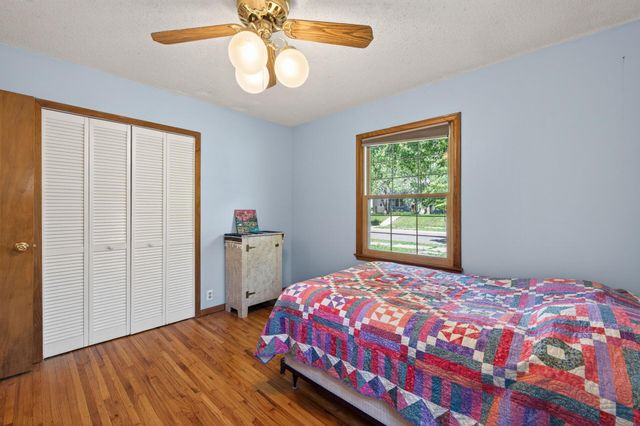 5232 Washburn Avenue N, Minneapolis, MN 55430