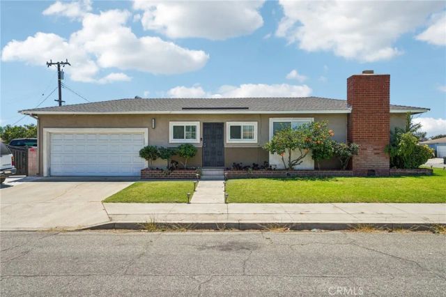9929 Claremont, Bloomington, CA 92316