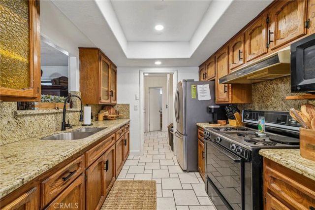 9929 Claremont, Bloomington, CA 92316