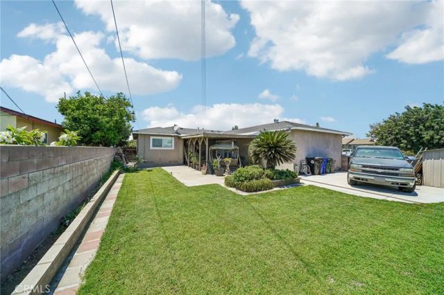9929 Claremont, Bloomington, CA 92316
