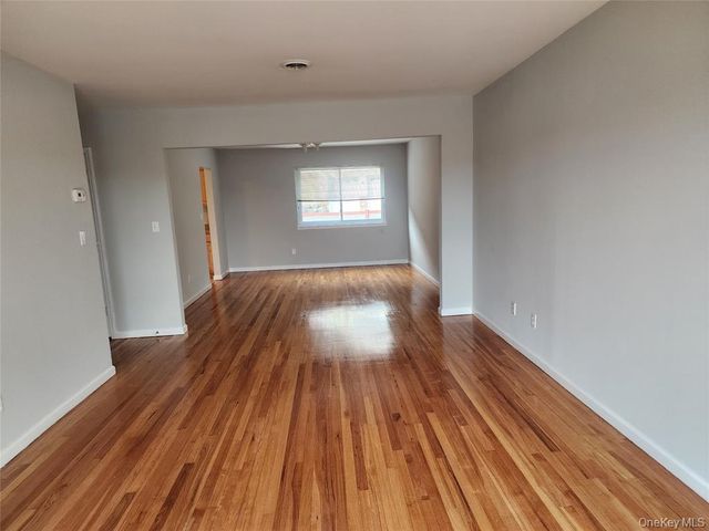 18 Pavilion Ridge Way 1, Suffern, NY 10901