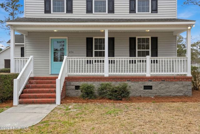 216 Foxcroft Road, Southport, NC 28461