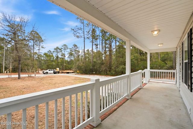 216 Foxcroft Road, Southport, NC 28461