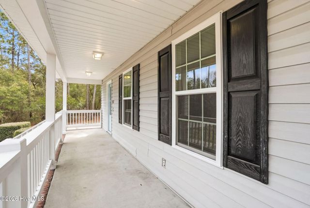 216 Foxcroft Road, Southport, NC 28461