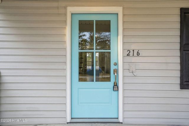 216 Foxcroft Road, Southport, NC 28461