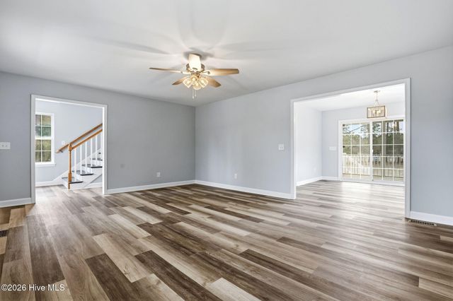 216 Foxcroft Road, Southport, NC 28461