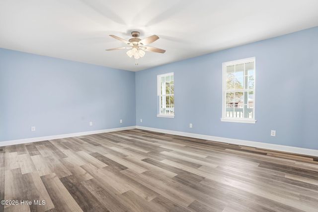 216 Foxcroft Road, Southport, NC 28461